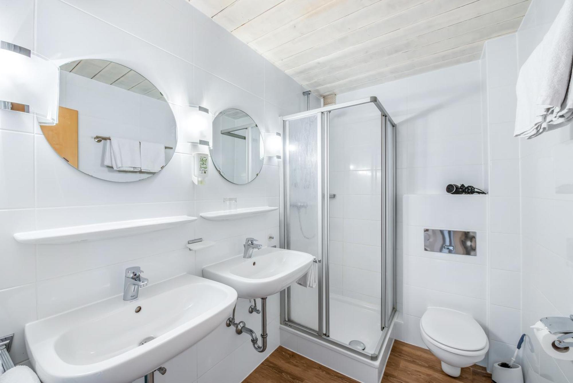 Hotel Garni Nuss Grainau Ngoại thất bức ảnh