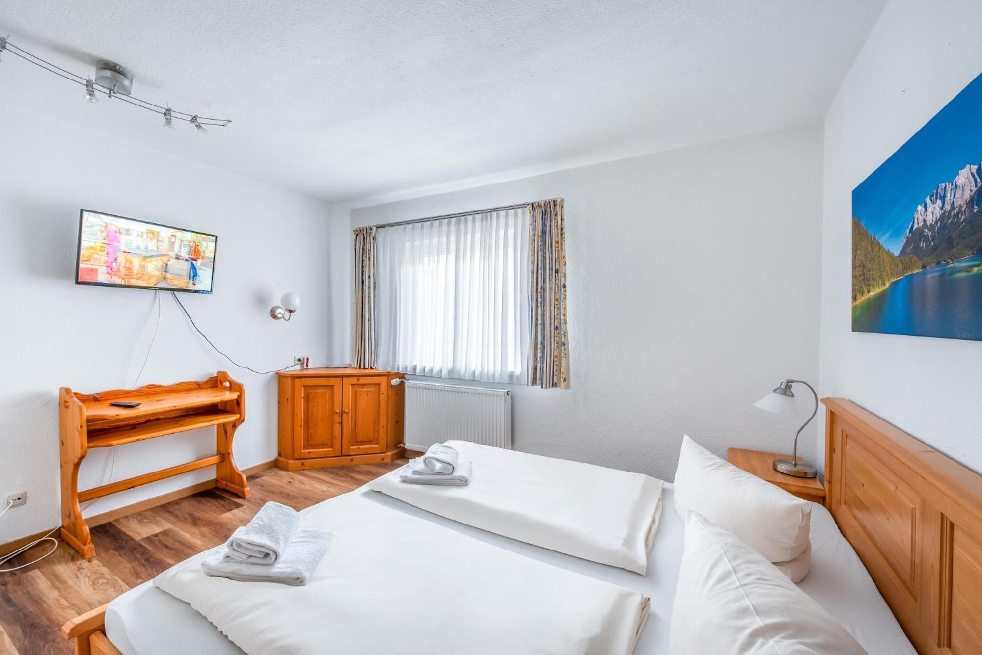 Hotel Garni Nuss Grainau Ngoại thất bức ảnh